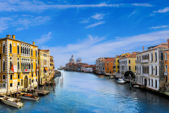 Gewinne eine Reise nach Venedig oder 1'500 Franken in bar