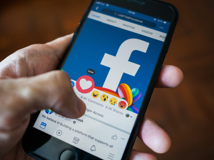 Facebook steigert seine Gewinne in der Corona-Krise.