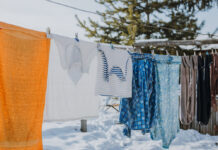 Feuchte Wäsche kann man im Winter frosttrocknen.