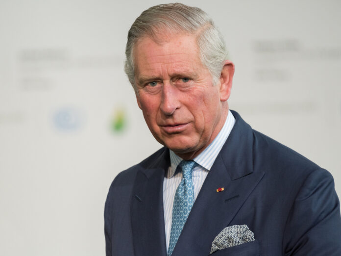 Prinz Charles (Foto) wird für seinen Klinikbesuch bei Prinz Philip kritisiert
