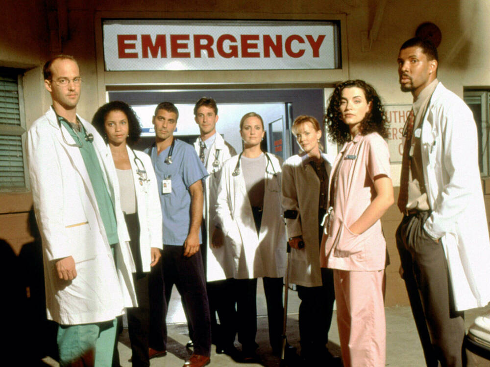 Lang ist's her: Mitte der 90er Jahre startete die Krankenhausserie "Emergency Room" - unter anderem mit George Clooney (3.v.l.)