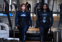 Melissa McCarthy (l.) und Octavia Spencer mimen in "Thunder Force" ein ungleiches Superheldinnen-Duo.