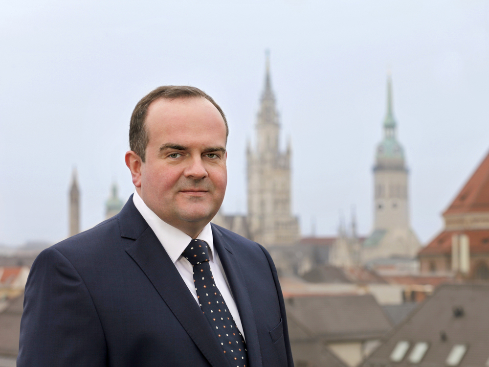 Clemens Baumgärtner ist seit März 2019 Referent für Arbeit und Wirtschaft der Stadt München - und somit offiziell Chef der Wiesn.
