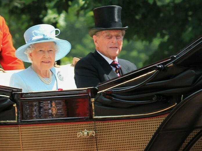 Queen Elizabeth II. und Prinz Philip im Juni 2017 in London