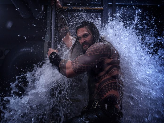 Jason Momoa als Titelheld Aquaman aka Arthur Curry
