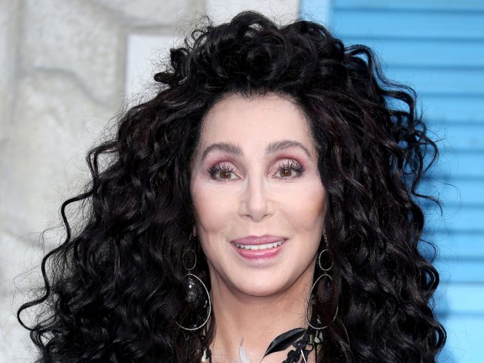 Am 20. Mai feiert Cher ihren 75. Geburtstag. Ihr Alter sieht man der Popikone nicht an.