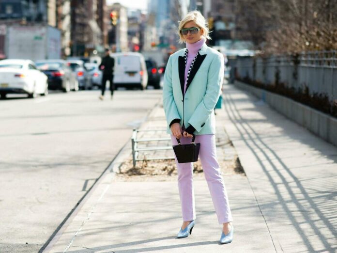 Pastellfarben richtig kombinieren - Modebloggerin Xenia Adonts macht es vor.
