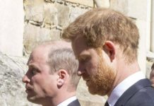 Prinz Harry (r.) und Prinz William bei der Beerdigung ihres Großvaters Prinz Philip im April 2021.