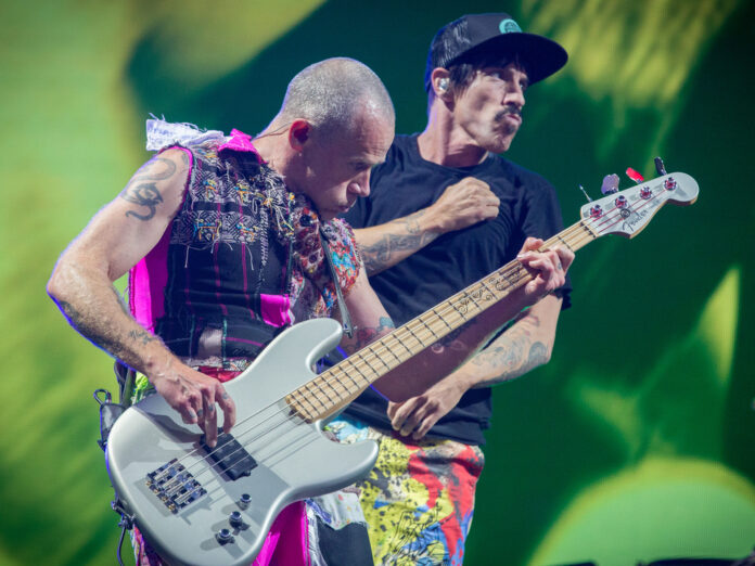 Die Red Hot Chili Peppers auf der Bühne