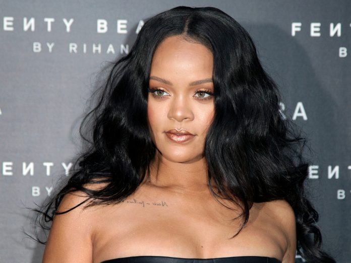 Popstar Rihanna soll angeblich im Juli ein neues Musikvideo filmen.