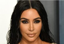 Kim Kardashian auf einer Oscar Party 2020.