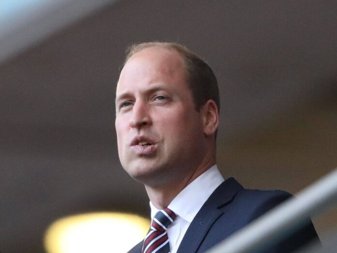 Angespannt verfolgte Prinz William die Partie England gegen Dänemark im Wembley-Stadion.