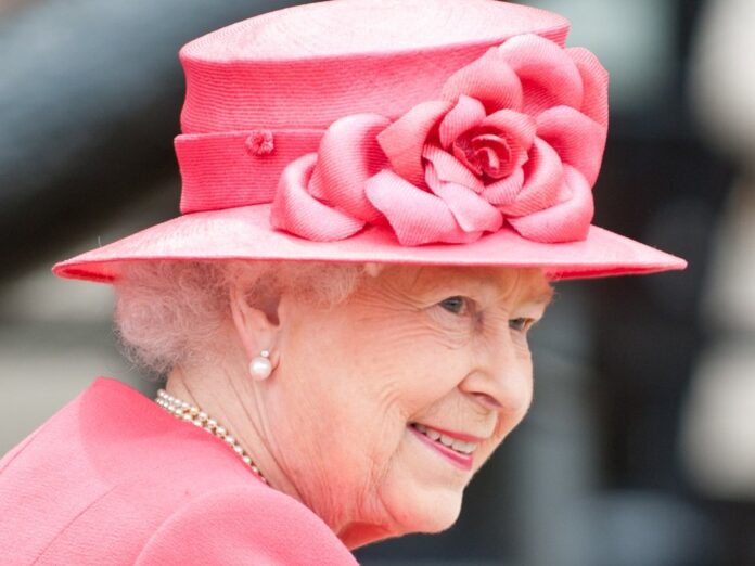 Die Queen überrascht mit einem besonderen Brief auf Instagram.