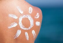 Sonnenallergie - was es mit den unangenehmen Hautreaktionen auf sich hat und was man dagegen tun kann.