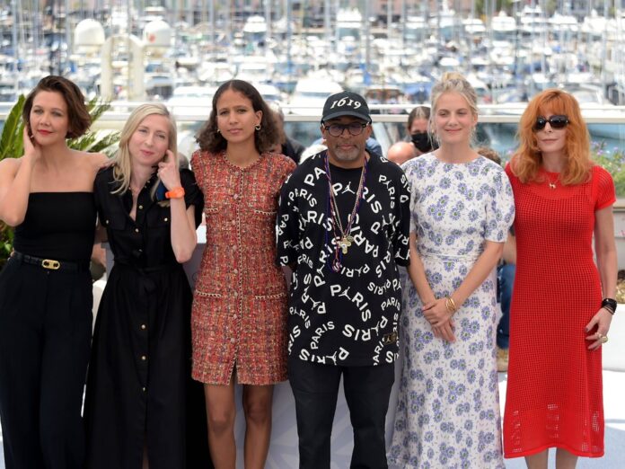 Jurypräsident Spike Lee mit seinen Jurykolleginnen beim Filmfestival in Cannes.