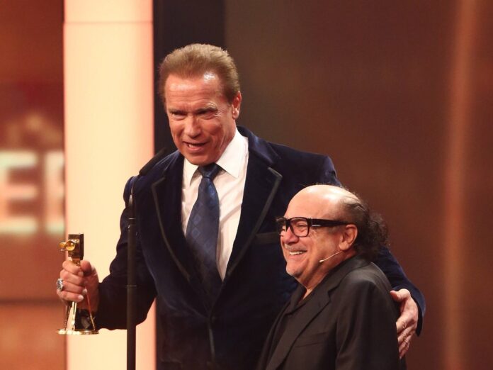 Arnold Schwarzenegger und Danny DeVito bei einem gemeinsamen Auftritt.