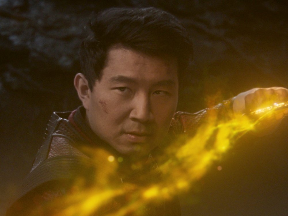 Der Kanadier Simu Liu spielt die Hauptfigur Shang-Chi.