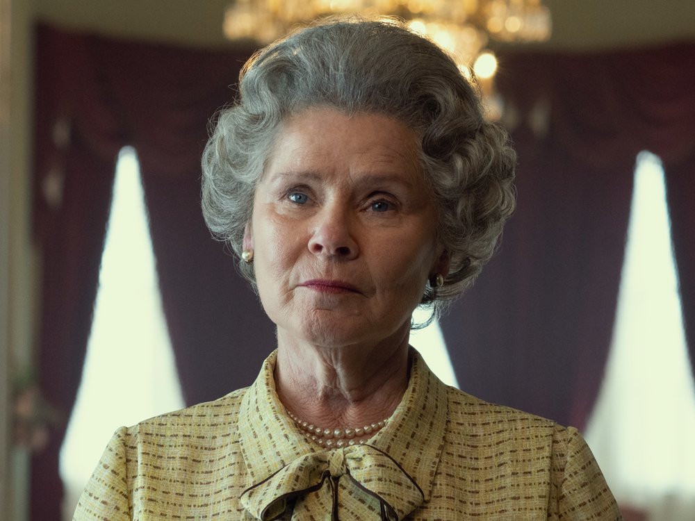 Imelda Staunton spielt Queen Elizabeth II. in der fünften und sechsten Staffel von "The Crown".