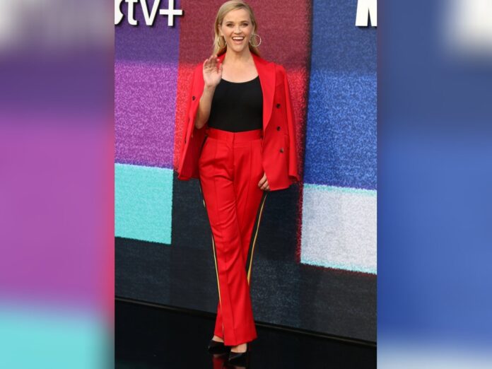 Reese Witherspoon strahlte in Rot.