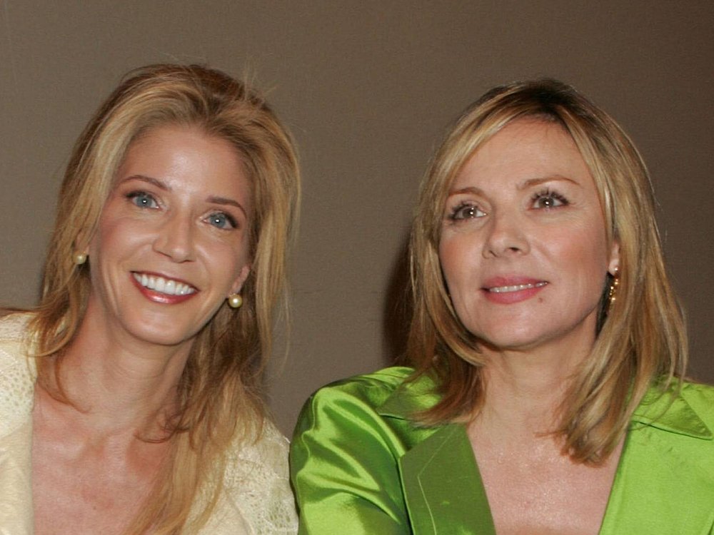 Candace Bushnell (l.) mit "Sex and the City"-Star Kim Cattrall.