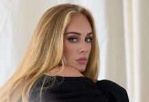 Mit ihrem Album "30" führt Adele die Offiziellen Deutschen Charts an.