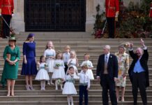 Im Oktober 2018 feierte George Brooksbank (ganz rechts) noch überglücklich die Hochzeit seines Sohnes