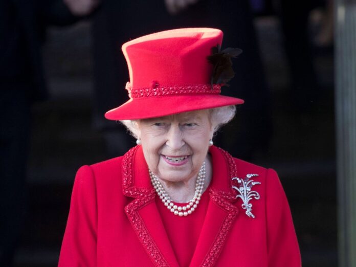 Queen Elizabeth II. nach dem traditionellen Weihnachtsgottesdienst in Sandringham 2019.