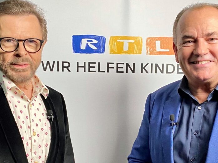 ABBA-Sänger Björn Ulvaeus (li.) und RTL-Moderator Wolfram Kons.