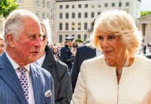 Prinz Charles und Herzogin Camilla rufen zur Booster-Impfung auf.