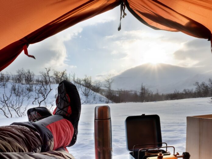 Camping ist auch im Winter möglich - erfordert allerdings eine besondere Ausrüstung.