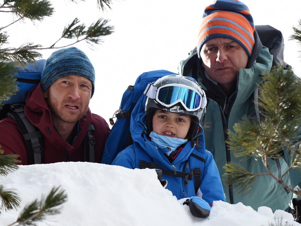 "Der Bergdoktor: Kalte Stille": Flora (Yuna Bennett) bringt Dr. Martin Gruber (Hans Sigl