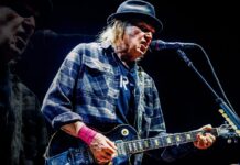 Neil Young ist im Streit mit Spotify.