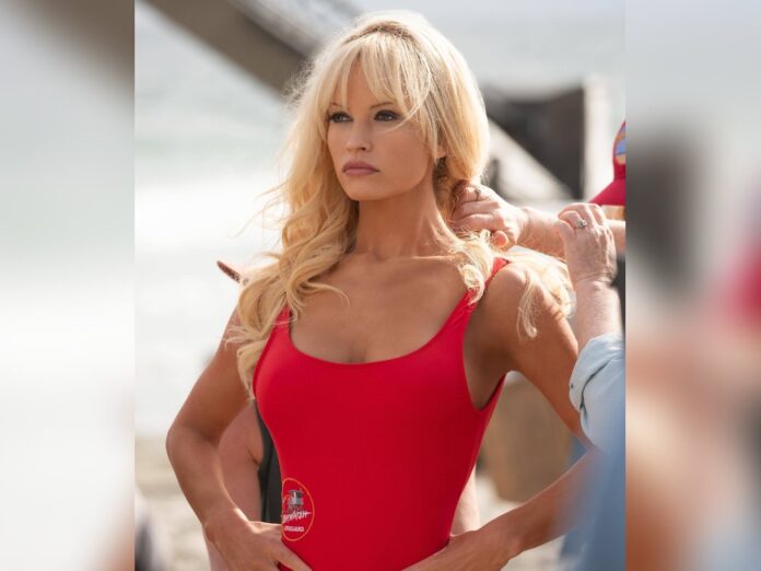 Lily James spielt Pamela Anderson in der Biopic-Serie 