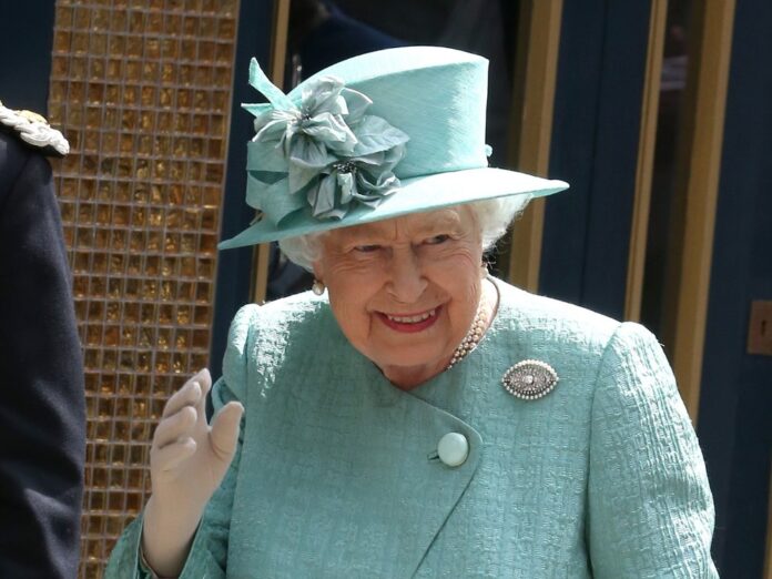 Die Queen ist nach Sandringham geflogen.