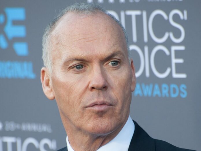 Michael Keaton bei einer Preisverleihung.