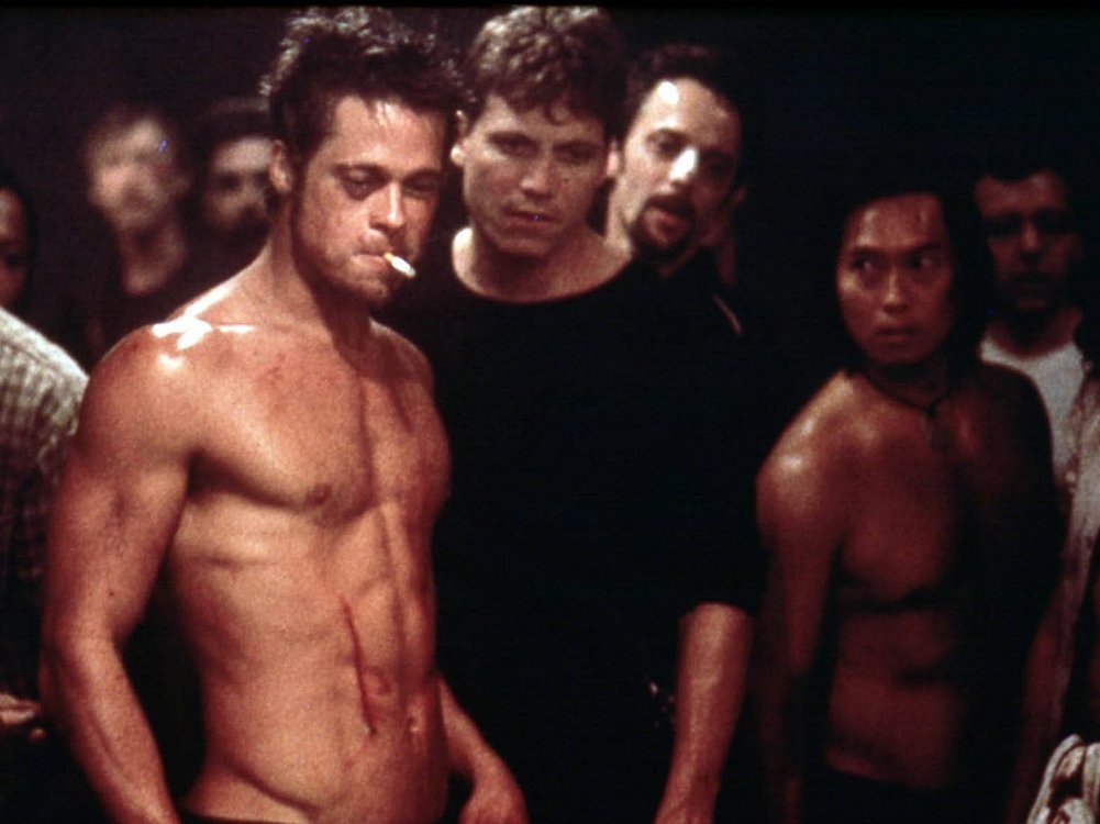 Brad Pitt (l.) in "Fight Club" (1999).