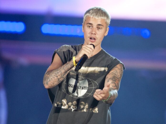 Justin Bieber hat sich mit dem Coronavirus infiziert.