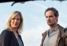 Martina Bönisch (Anna Schudt) und Peter Faber (Jörg Hartmann) müssen im "Tatort: Liebe mich" einen eiskalten Killer fassen.