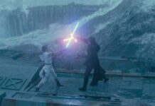 Daisy Ridley als Rey (l.) und Adam Driver als Kylo Ren in "Star Wars: Der Aufstieg Skywalkers".