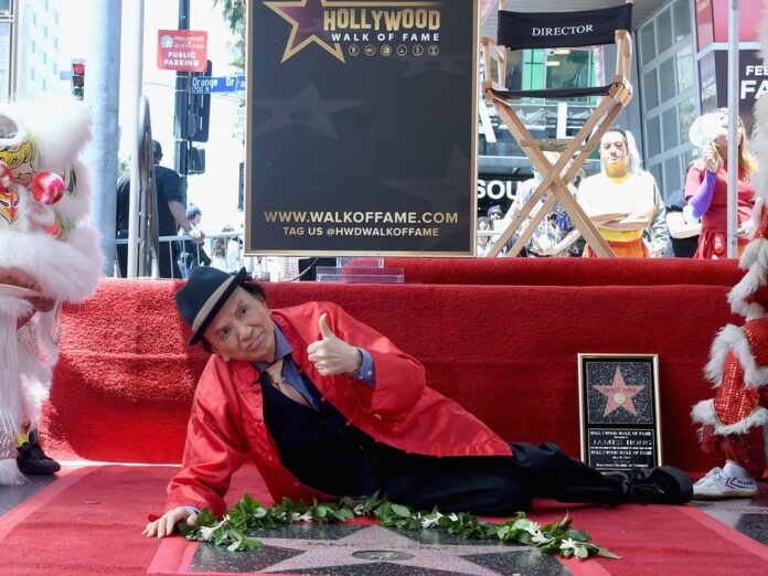 James Hong feiert seinen Stern auf dem Walk of Fame.