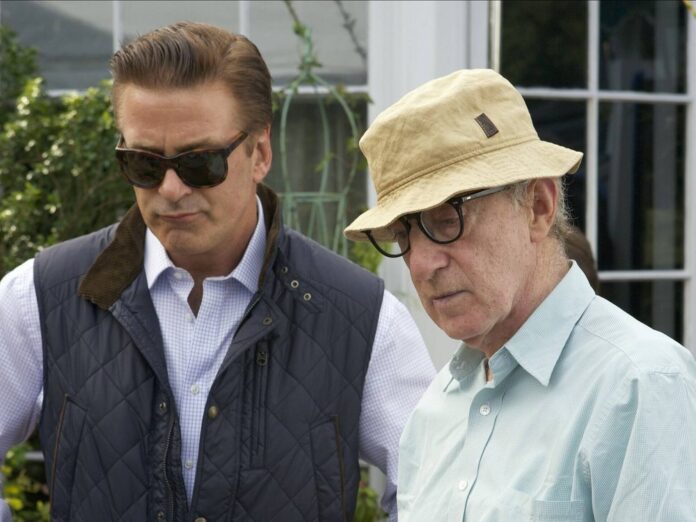 Alec Baldwin (l.) und Woody Allen 2013 am Set von 