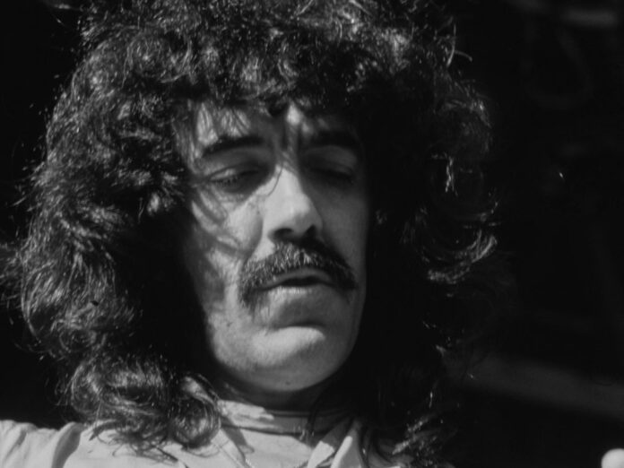 Manny Charlton im Jahr 1979 bei einem Konzert der Band Nazareth.