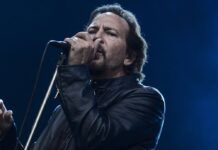 Pearl-Jam-Sänger Eddie Vedder leidet unter Stimmproblemen.