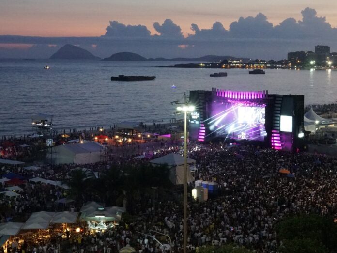 Offenbar der beliebteste Ort für riesige Konzerte: der Cobacabana-Strand in Rio.