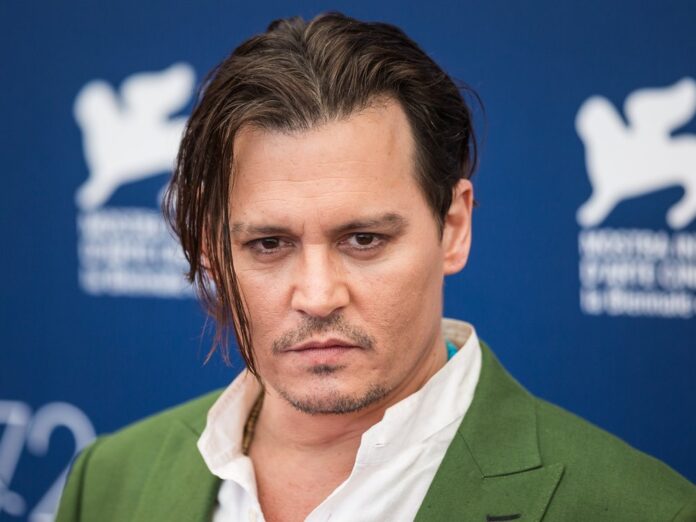 Johnny Depp spielt derzeit einen französischen König.