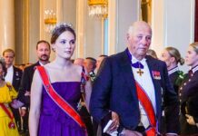 König Harald mit Prinzessin Ingrid Alexandra von Norwegen bei einem königlichen Gala-Dinner im Juni 2022.