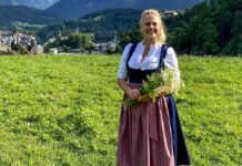 "Verstehen Sie Spaß?": Barbara Schöneberger im Berchtesgadener- und Salzburger Land.