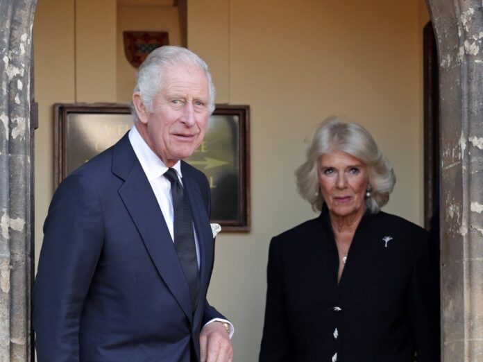 König Charles III. und Königin Camilla sind zurück in Schottland.