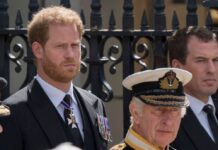 Prinz Harry (l.) und König Charles III. bei der Beerdigung von Queen Elizabeth II.
