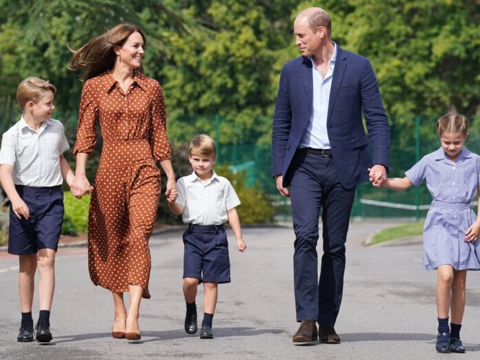 Stolze Eltern: Herzogin Kate und Prinz William nehmen ihre Kinder am ersten Schultag an die Hand.